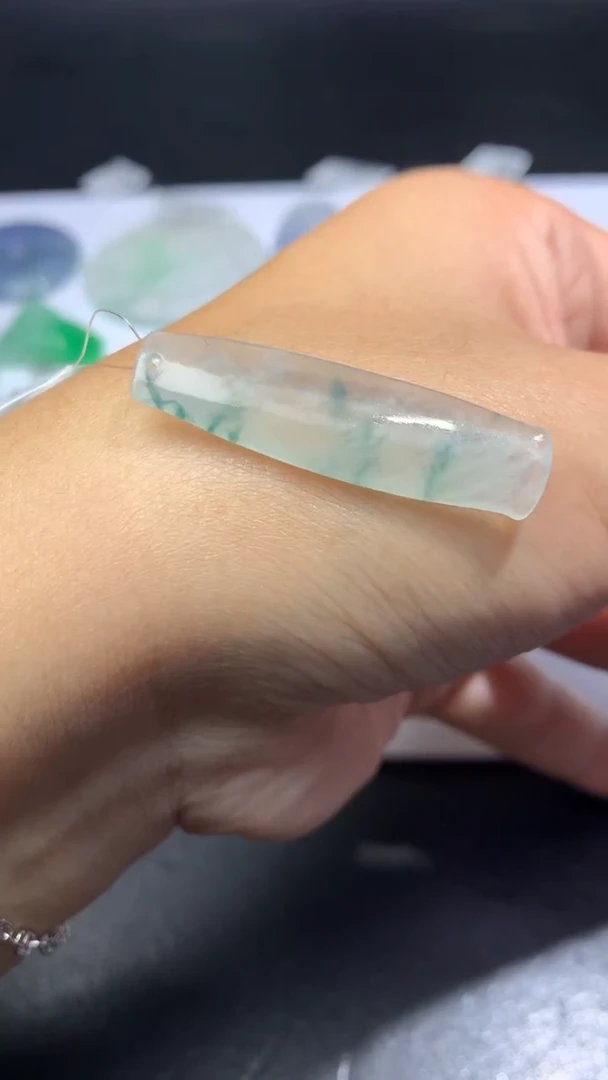 未镶嵌定制翡翠毛货