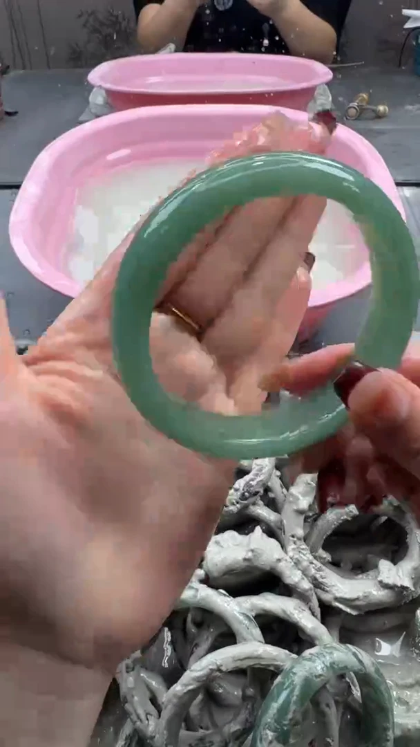 未镶嵌手镯石英质玉2