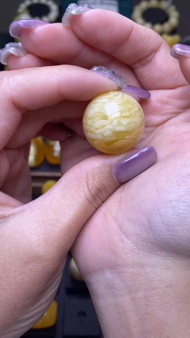 【闪购商品】琥珀裸石未镶嵌葵. 19