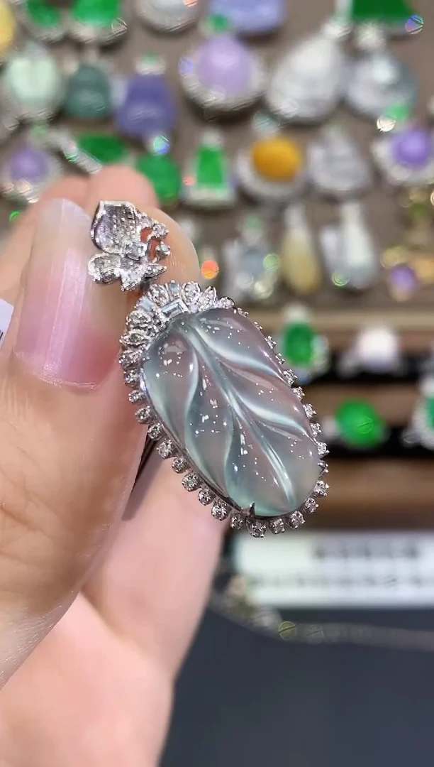 翡翠18K金镶嵌吊坠(不含链)C24