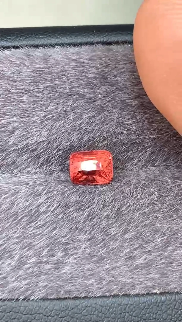 定制尖晶石裸石未镶嵌1.19ct 枕型 暖色调