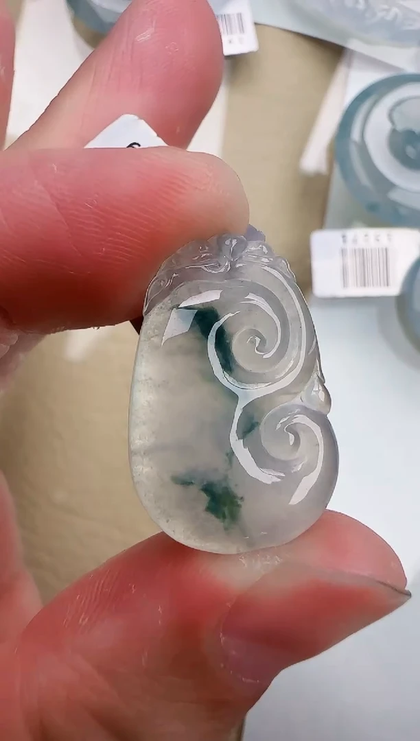 翡翠未镶嵌颈饰缅甸天然翡翠