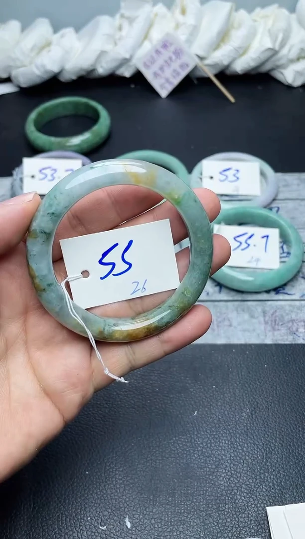 未镶嵌手镯翡翠26