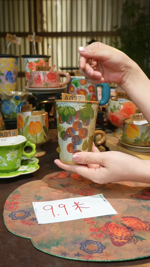 陶瓷景德镇高温釉下手绘陶瓷
