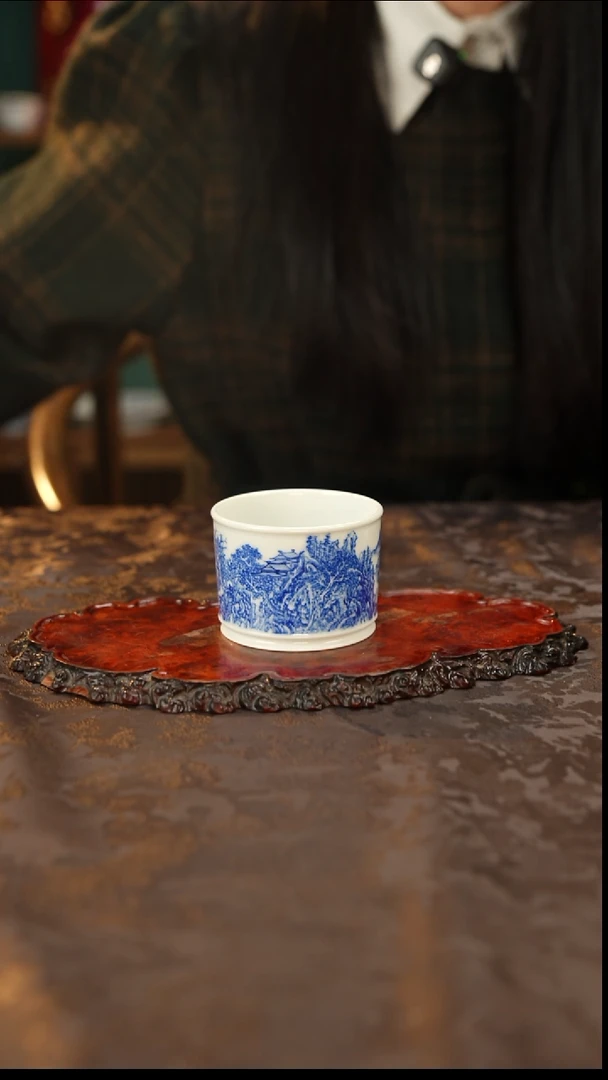 青花手绘山水主人杯