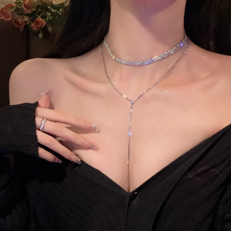下单裙子后，联系客服，项链随裙子一起发出哦~