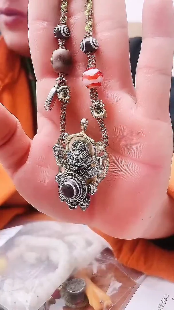 非金属无藏缘旦史此迪   民族 手串