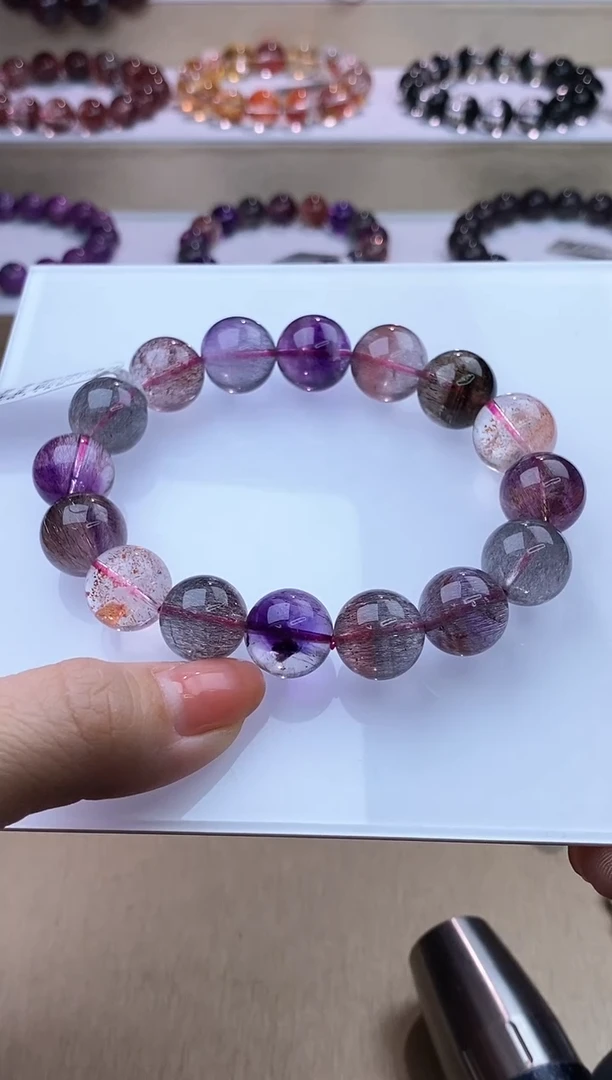 【闪购商品】水晶手链未镶嵌黑加仑超七13m+