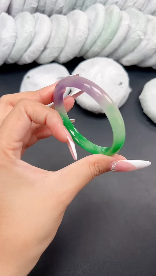 精品手镯，一物一拍P-024