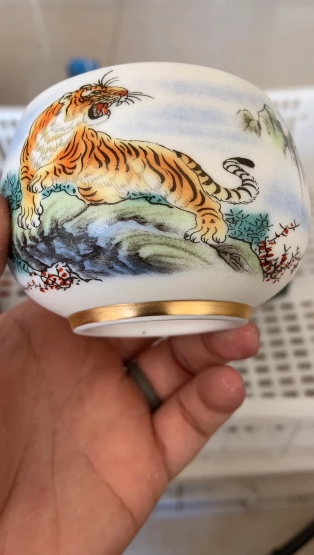 无运费险有瑕疵的摄影的产品有使用过的痕迹有点脏介意勿拍