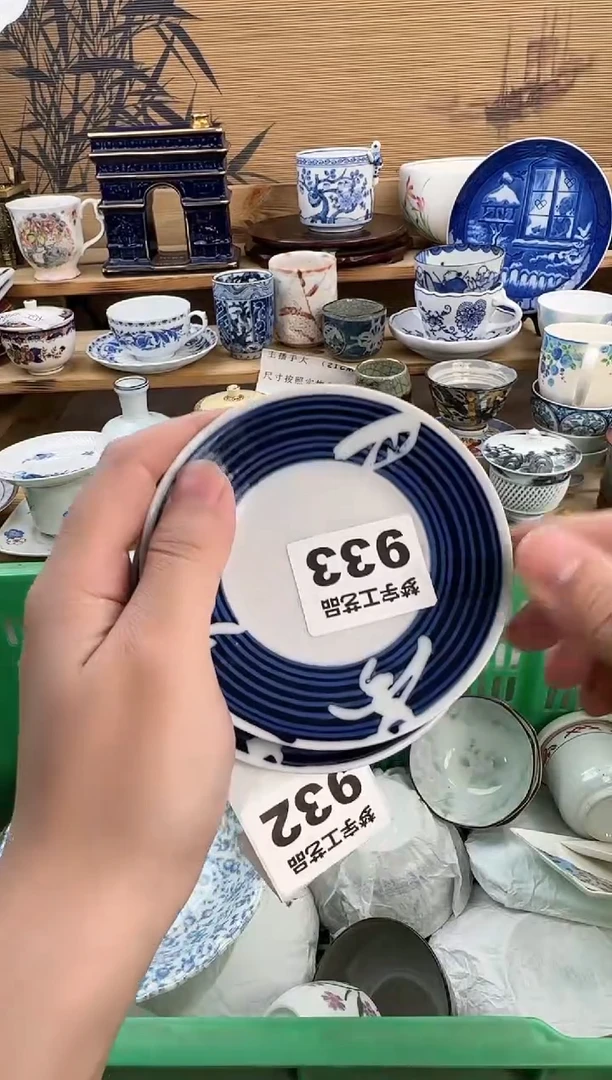 瓷片悟*空青花釉下彩  A933