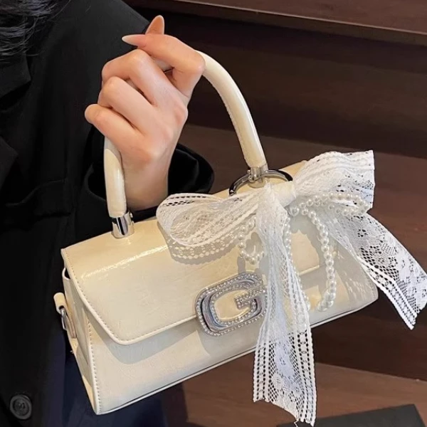 高级感包包女2025新款潮时尚单肩斜挎包小包包包女款爆款2025新款