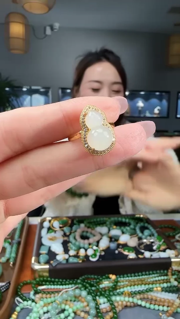 银S925镶嵌和田玉耳饰1