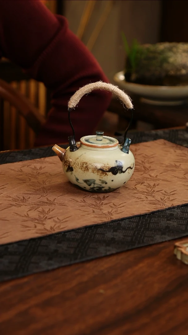 【闪购商品】杯子茗片集云鹤提梁壶