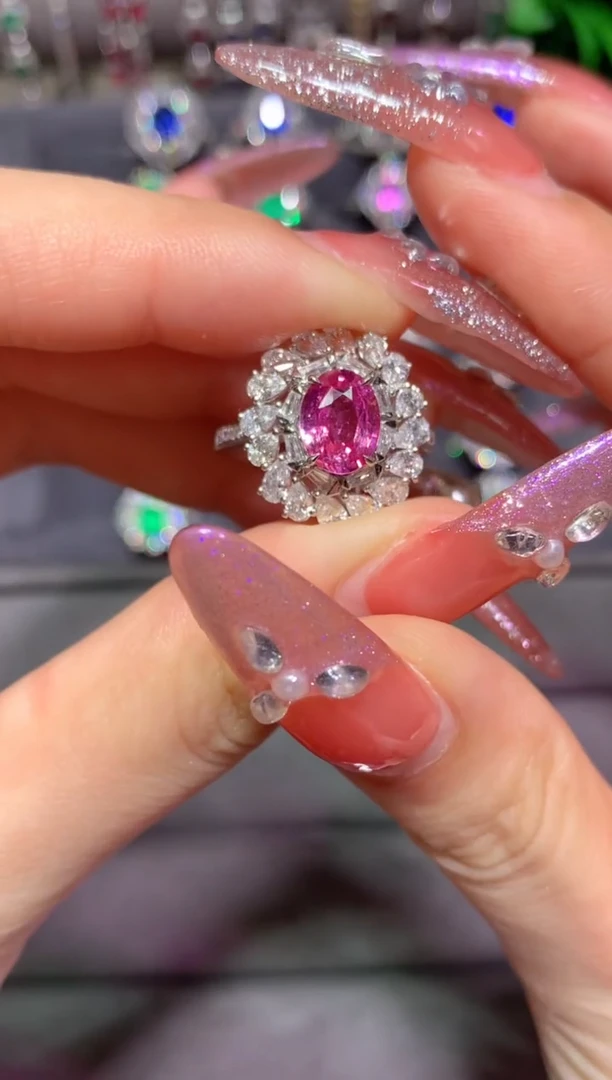 戒指彩色蓝宝石18K金镶嵌2.06CT