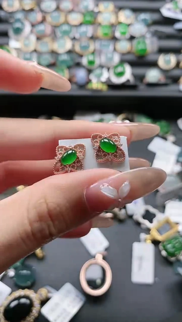 【闪购商品】翡翠戒指银S925镶嵌51511