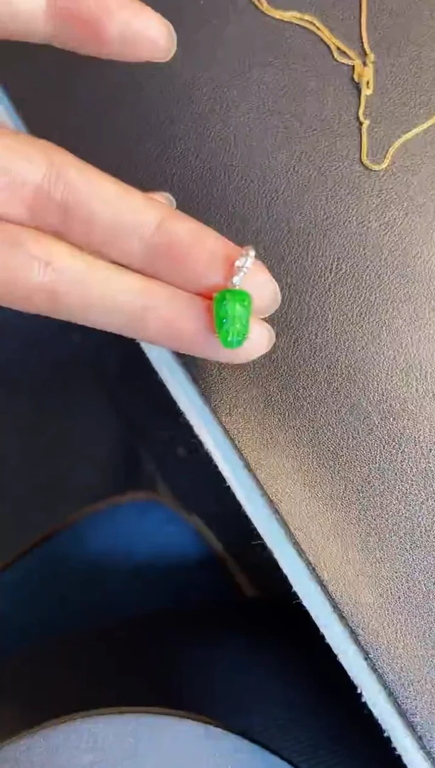 吊坠(不含链)银S925镶嵌翡翠1