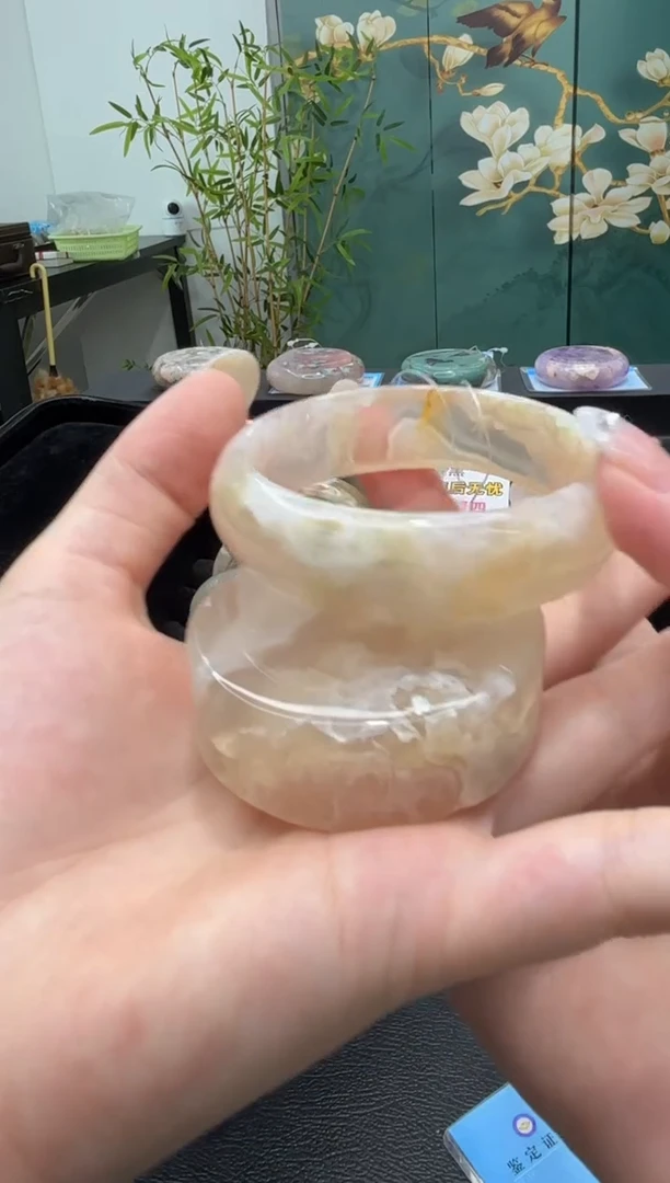 未镶嵌手镯石英质玉A667(55圈赠送镯心)