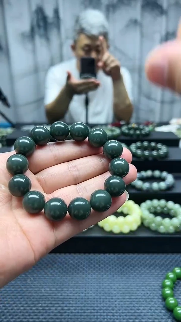 手串未镶嵌和田玉且末蓝卡16纯天然拍一发一