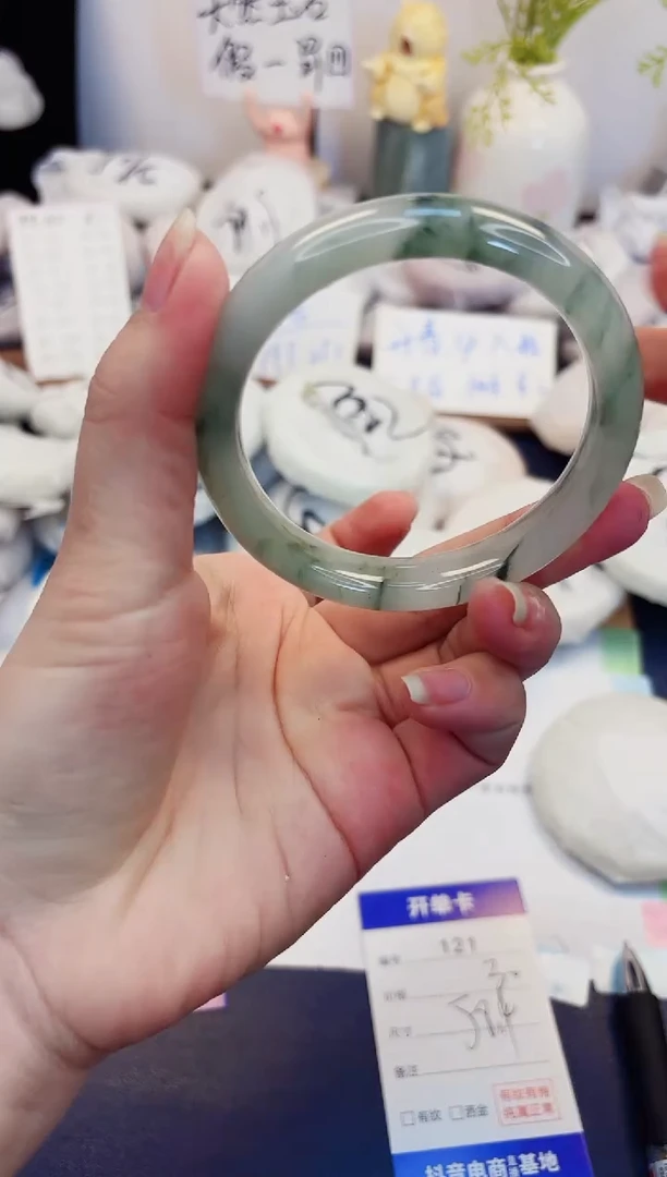 【闪购商品】石英质玉手镯未镶嵌121-天山翠-圈口58