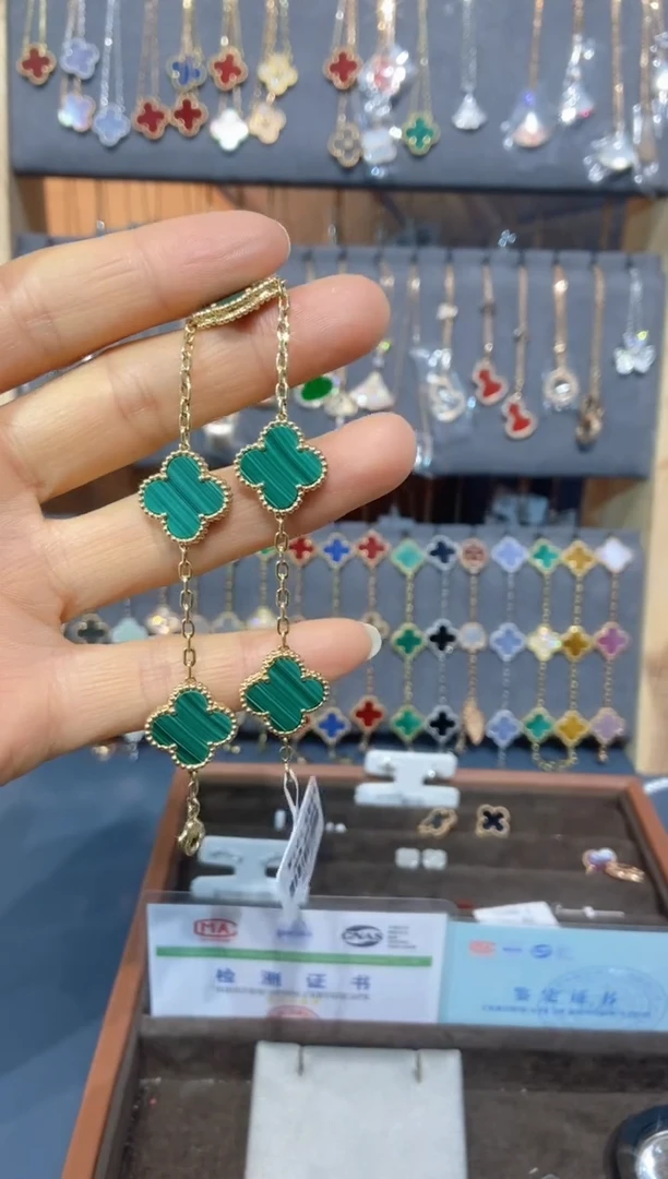 18K金镶嵌孔雀石手链孔雀石K黄