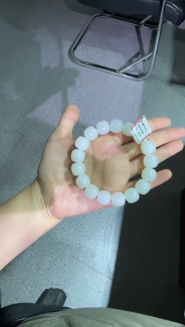 未镶嵌手串和田玉天泰白玉手串