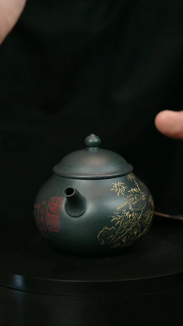 茶壶紫砂久*H2050余海燕描金刻绘秋水
