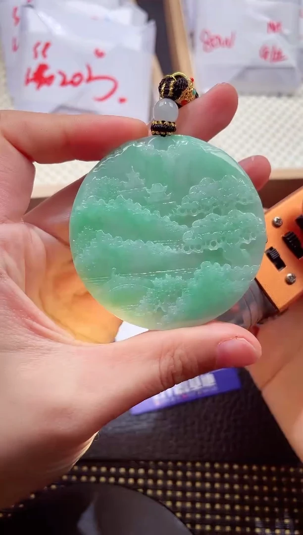 未镶嵌挂件翡翠000111