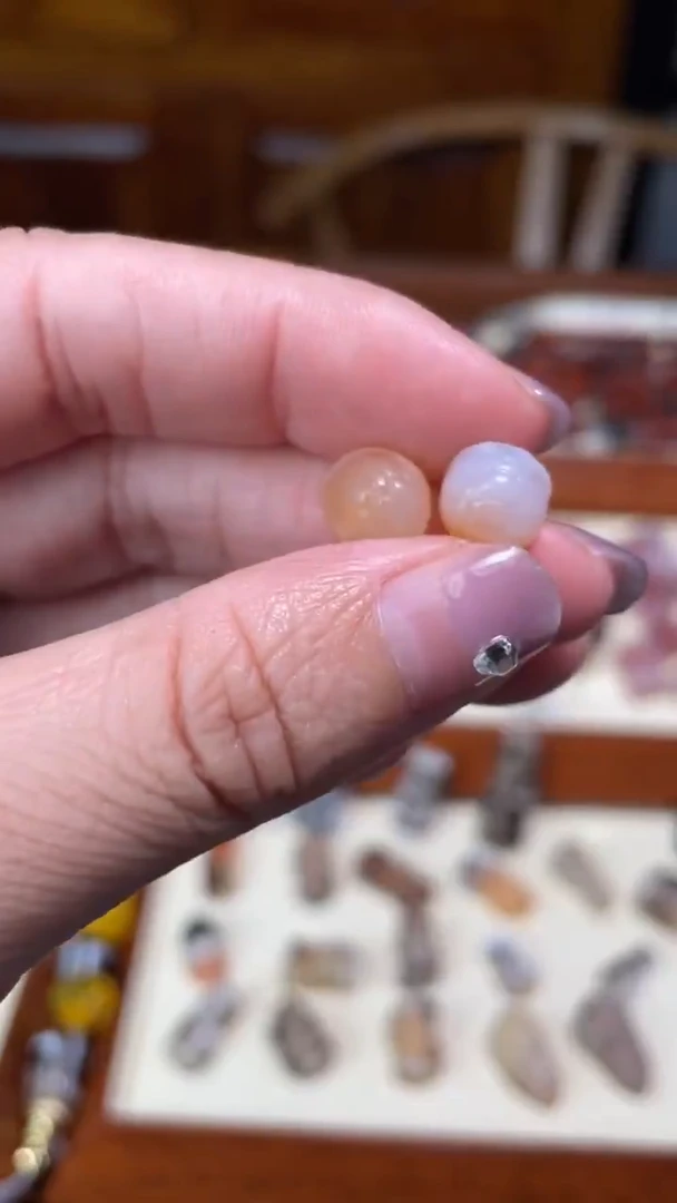 玛瑙/玉髓颈饰未镶嵌119富甲对珠