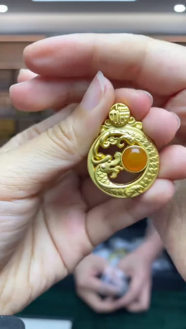 未镶嵌蜜蜡裸石多样性发一件