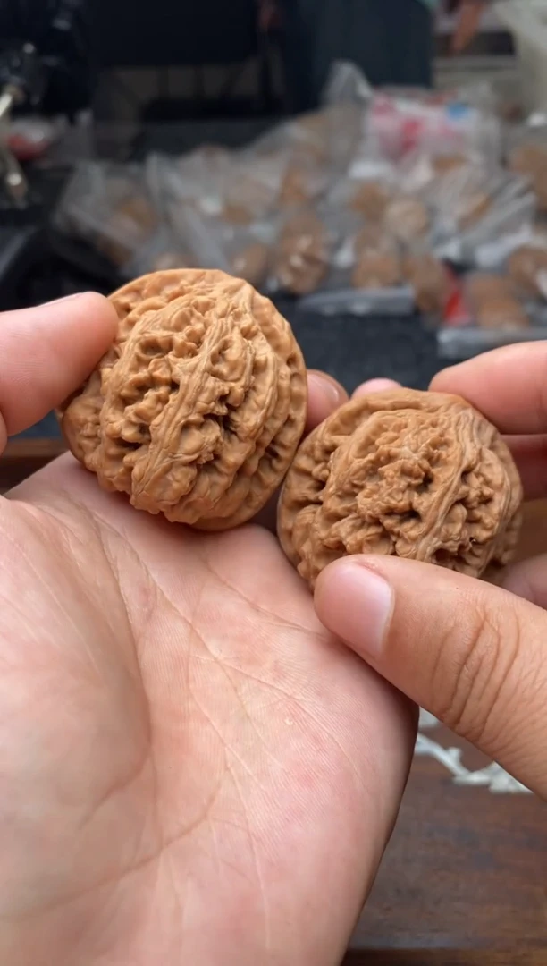 【闪购商品】文玩核桃把件A48号45尺粗筋