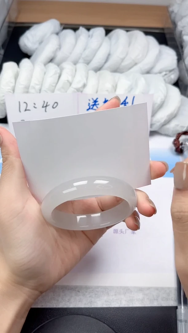 未镶嵌手镯石英质玉39-57