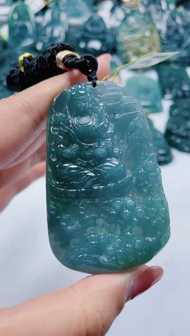 【闪购商品】翡翠颈饰未镶嵌