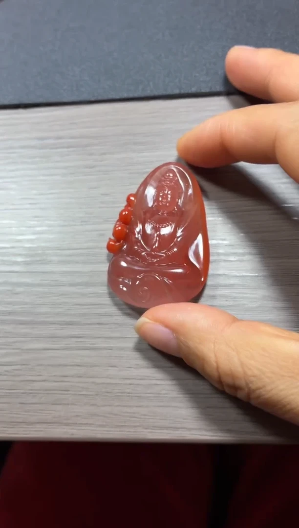 未镶嵌挂件南红玛瑙长**浪挂件