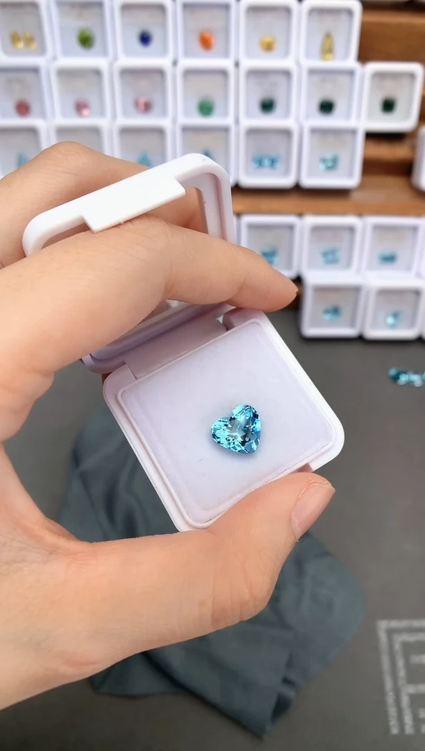未镶嵌裸石定制海蓝宝石用****93.66ct 超圣
