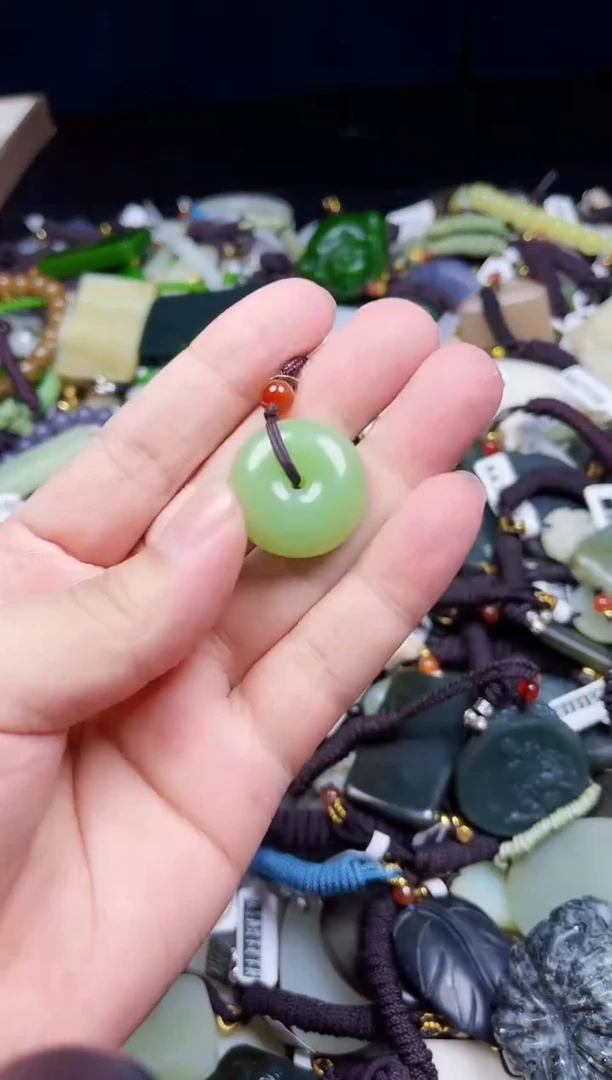 玉未镶嵌拍一发一未镶嵌拍一发一