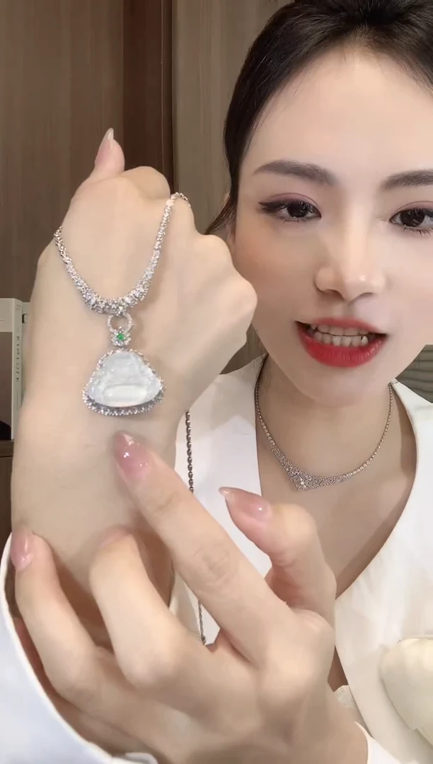 翡翠18K金镶嵌吊坠(不含链)C25 多样性发一件