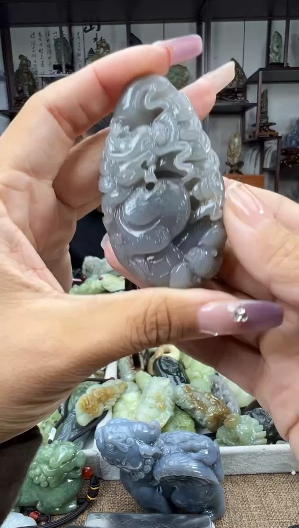 未镶嵌和田玉把件1