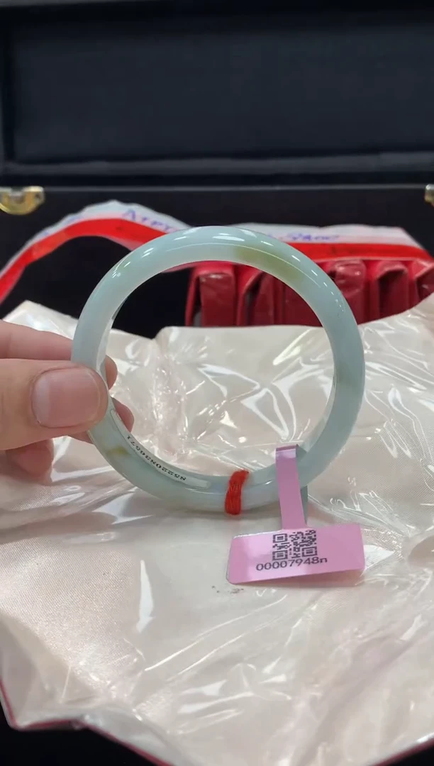 未镶嵌手镯翡翠翡翠手镯