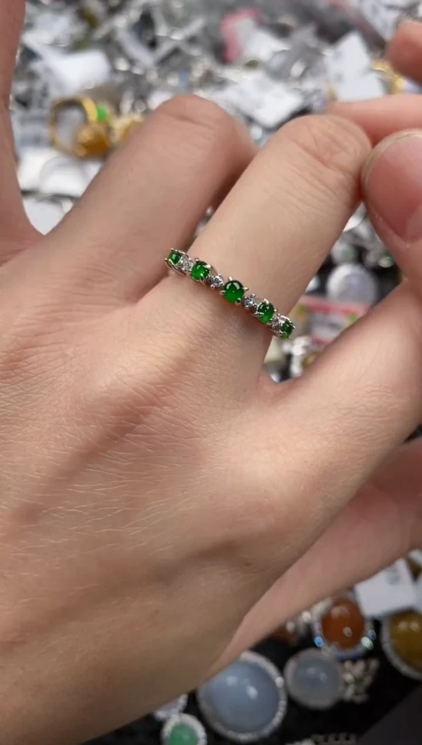 银S925镶嵌戒指翡翠999              7