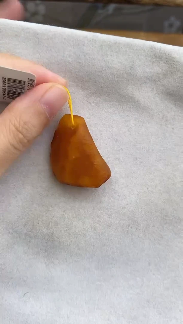裸石琥珀未镶嵌10925022-手机坠