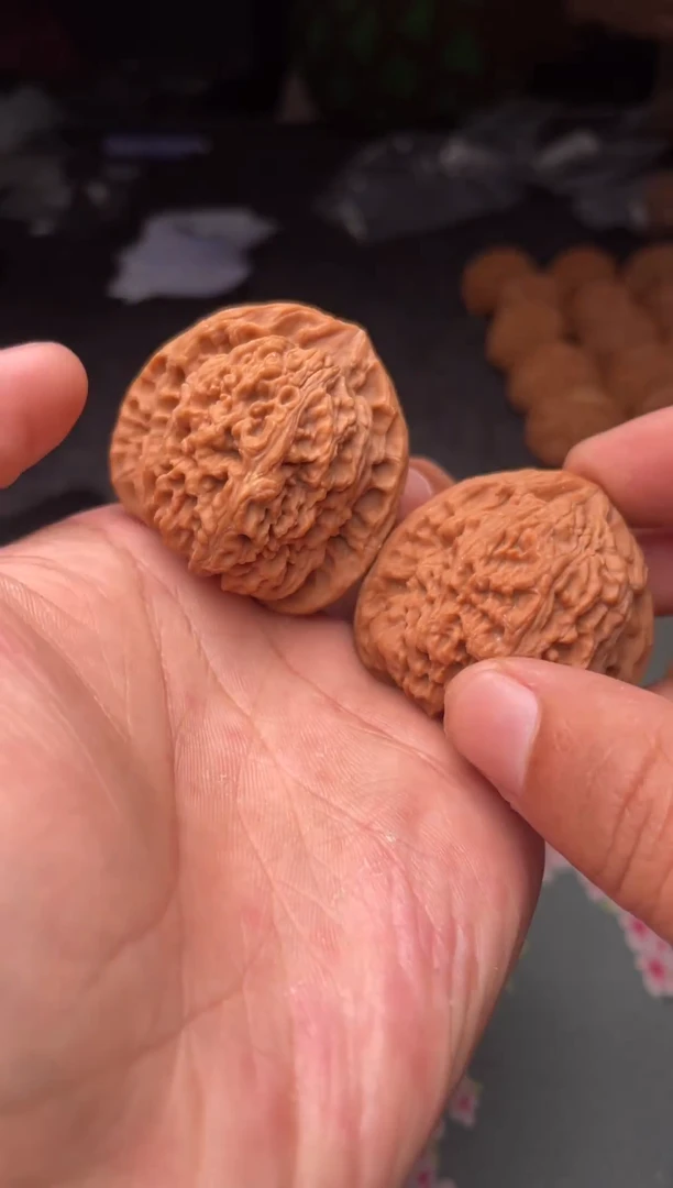 把件文玩核桃a215  南疆石  41尺