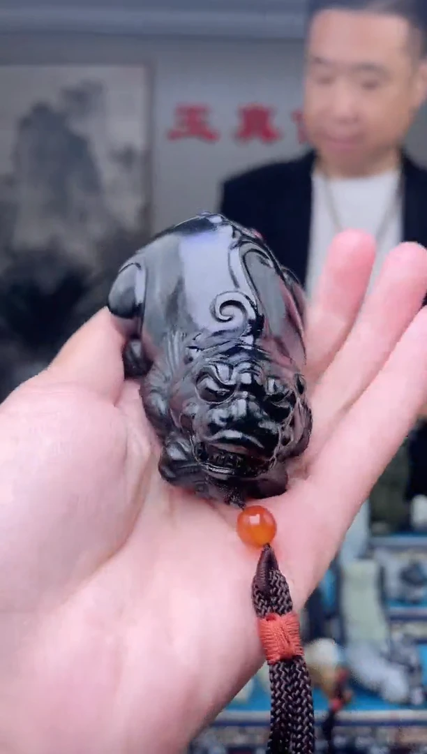 未镶嵌和田玉挂件1