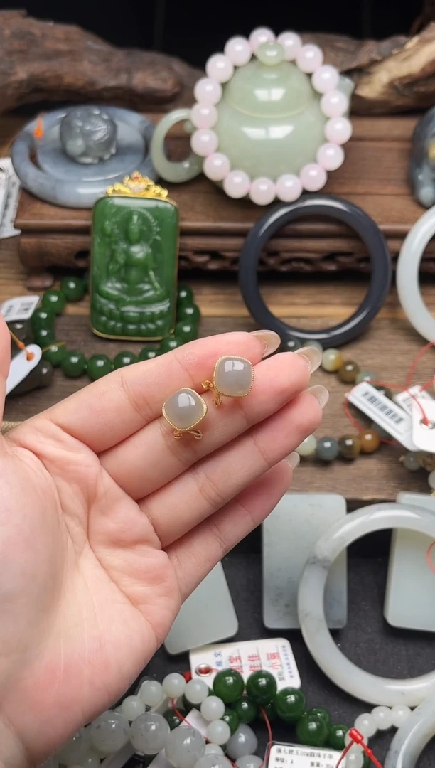 未镶嵌和田玉耳钉青海烟紫 耳钉