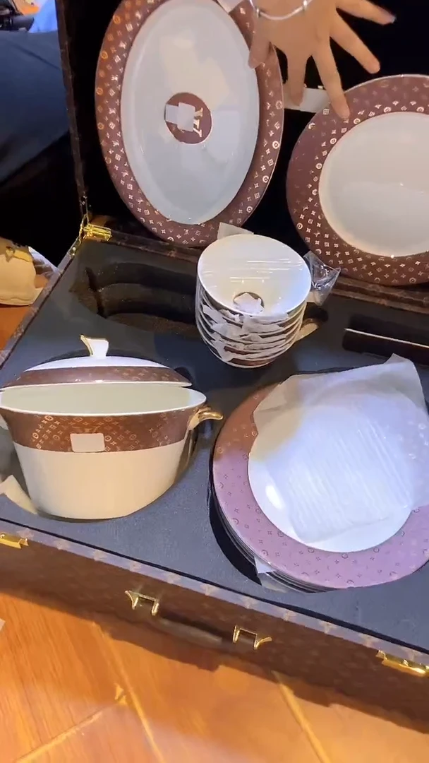 杯鸿辉家品牌瓷器，京东包邮！