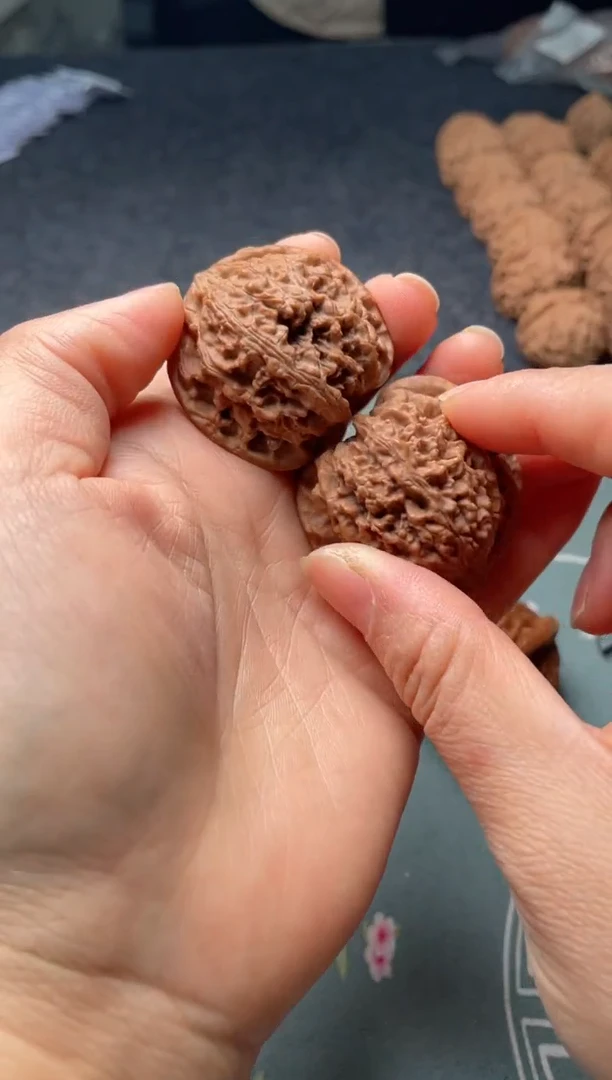 把件文玩核桃w21    满天星   39尺