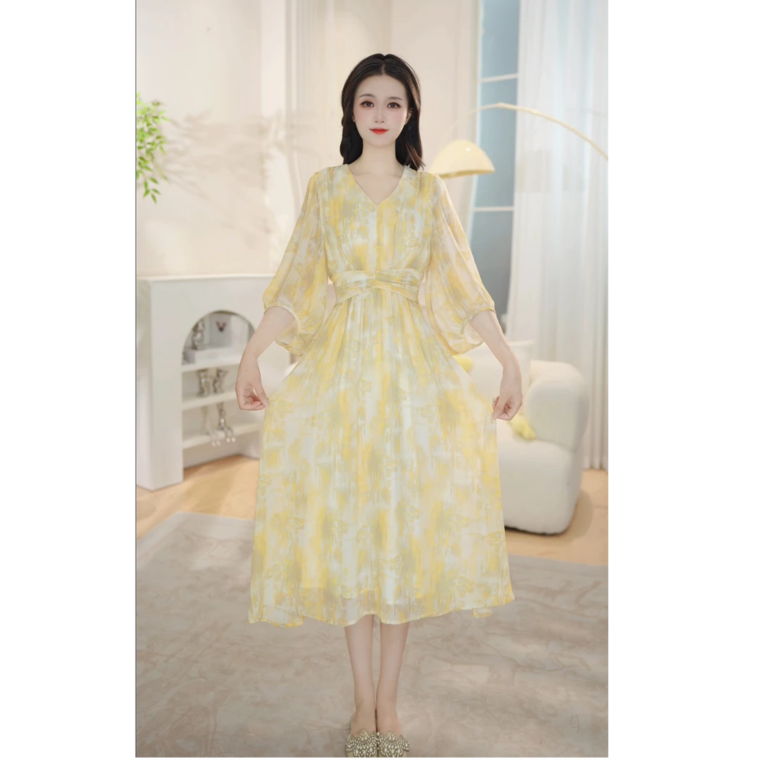 2025夏季新款裙子高端轻奢碎花优雅百搭显瘦修身时尚连衣裙2585