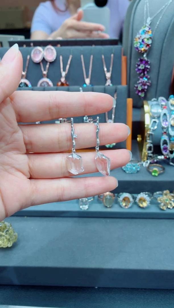 水晶耳饰银S925镶嵌水晶耳饰