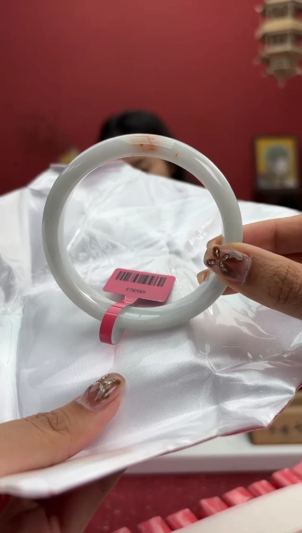 【闪购商品】翡翠手镯未镶嵌2手镯