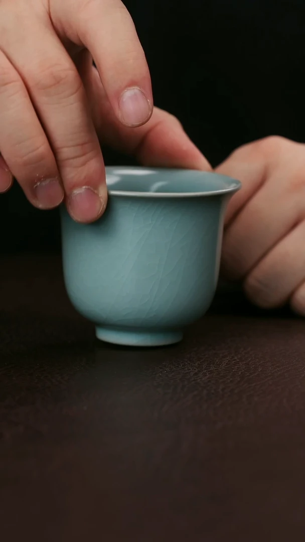 其他汝官窑微瑕铃铛杯73